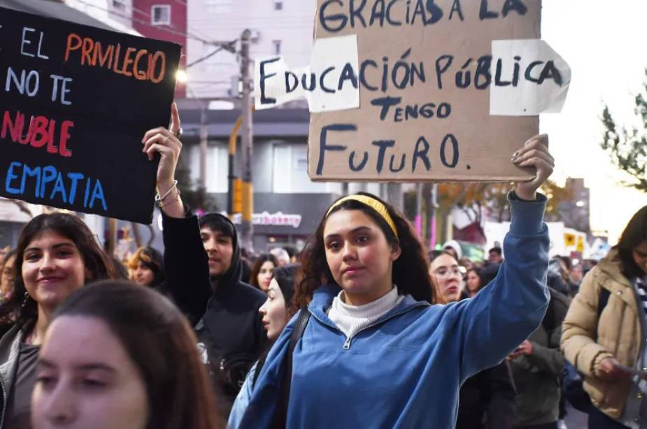 La UNLPam llamó a una nueva movilización en defensa de la universidad pública