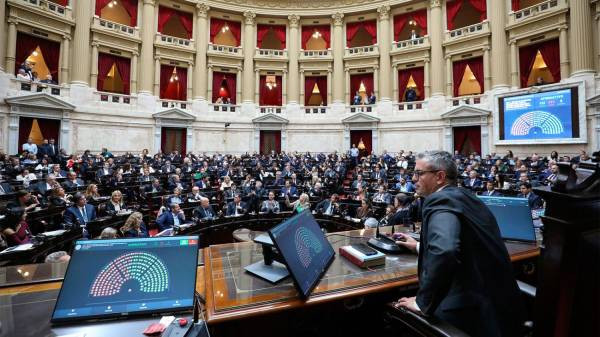 Diputados: la oposición presiona este jueves por el DNU 70 y reconoce que aún no reúne el quórum