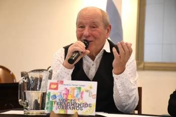 Santa Rosa: presentaron el libro y la muestra artística "Voces y Fragmentos Urbanos" en el Concejo Deliberante
