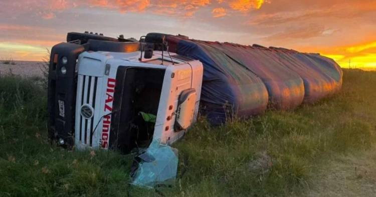 Ruta 18 | Esquivó un jabalí pero terminó volcando