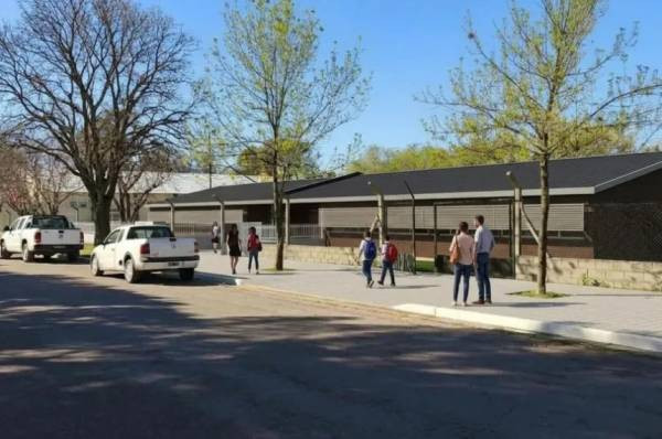 Adjudican más de 2.000 millones de pesos para levantar un colegio secundario en Conhello
