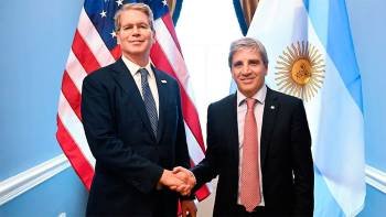 Caputo se reúne con Scott Bessent en el G20 para consolidar el entendimiento entre las administraciones de Milei y Trump